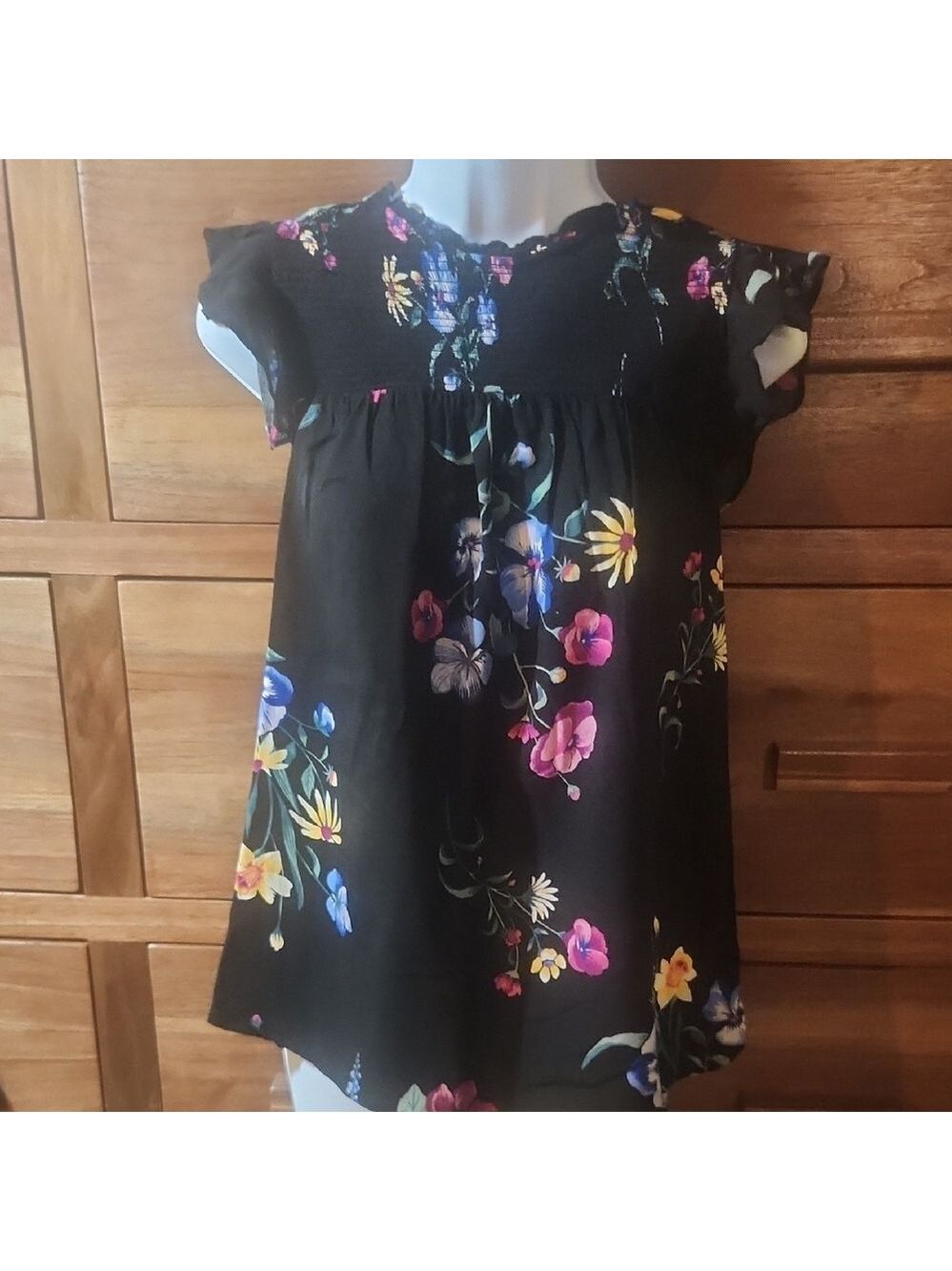 Y2k Old Navy Black Whimsy Corp Core Cap Sleeve Boho Colorful Floral SS Blouse